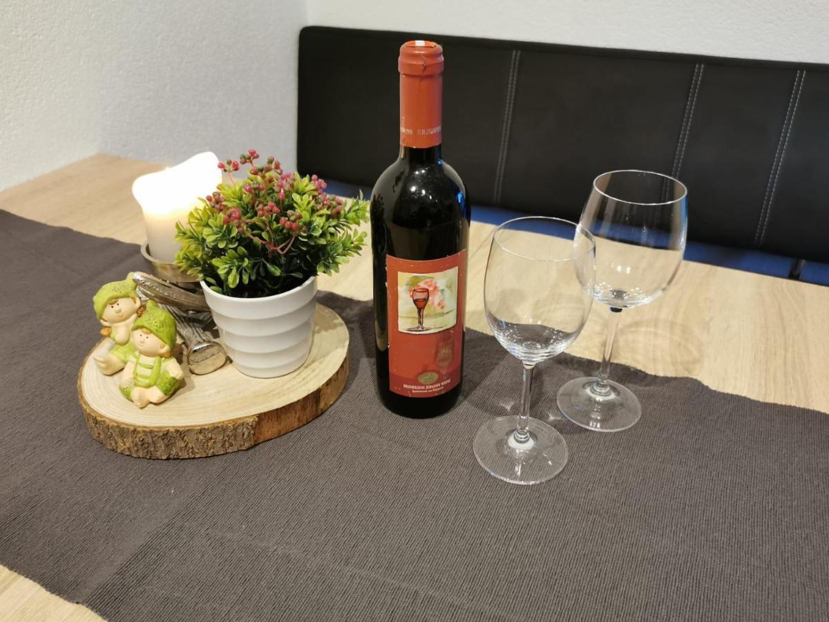 Ferienwohnung Magdalena Стум Екстериор снимка
